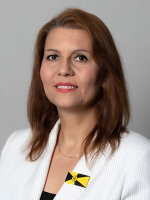 2022 Headshot Markova